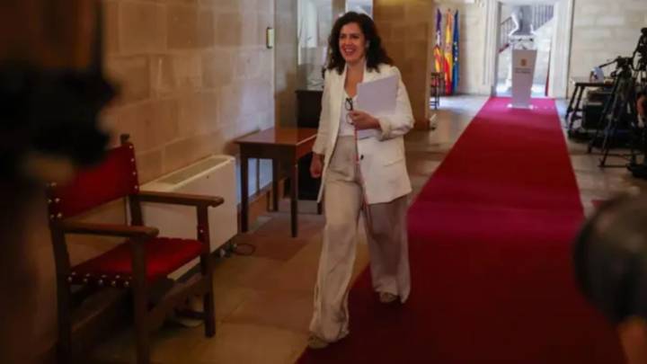 El Govern corta el grifo a nuevos menores migrantes con los servicios al límite