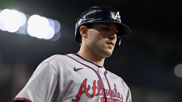 Braves third baseman Austin Riley's injury-shortened season ends following core surgery