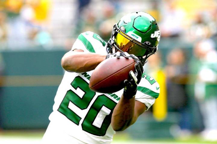 Who Should I Draft? Breece Hall, Braelon Allen Fantasy Football Outlooks