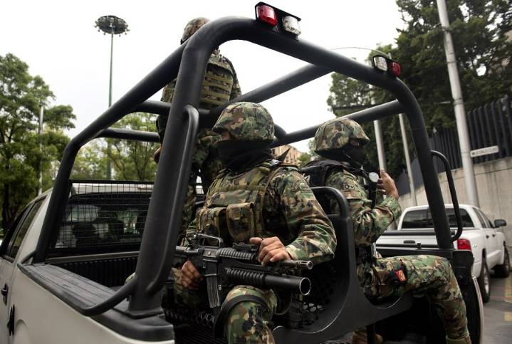 Border Report Live: Mexican border states too dangerous to visit