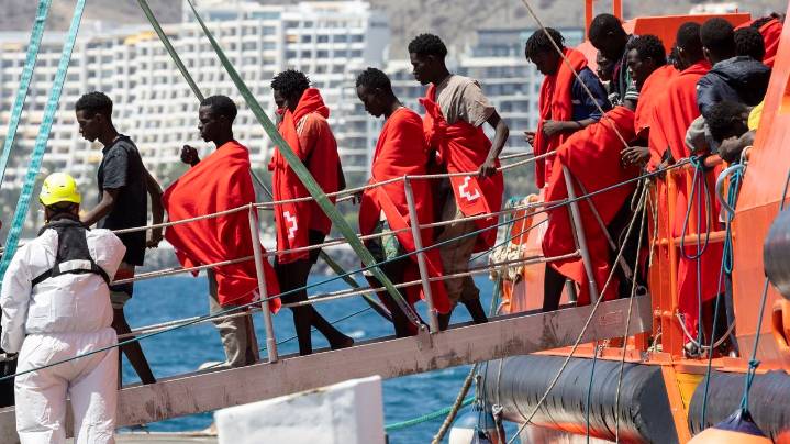 50 muertos y cien desaparecidos en un cayuco que intentaba llegar a Canarias
