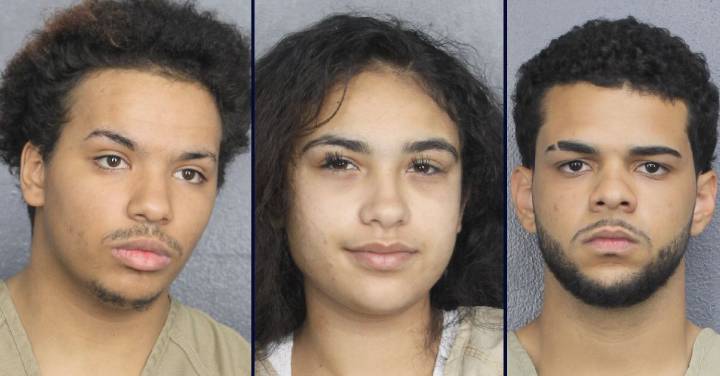 Teen angry over woman talking about 'dead boyfriend' lures her into surprise beating: Cops
