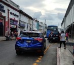 Ie-tram choca contra automóvil cerca del mercado San Benito en Mérida