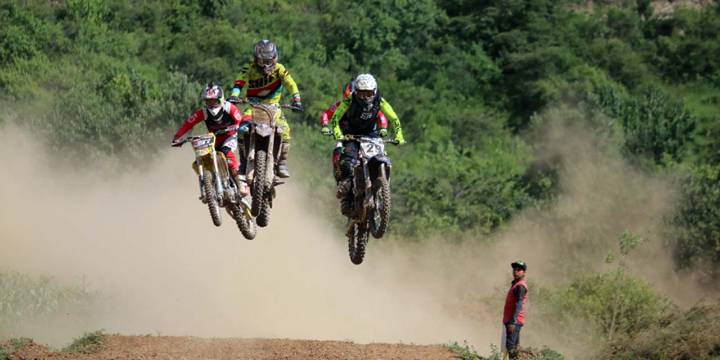 Fiesta motora en Nochixtlán