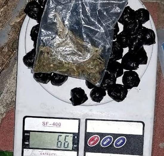 RESISTENCIA: Jóvenes Demorados Con 61 Bochitas De Marihuana En El Centro
