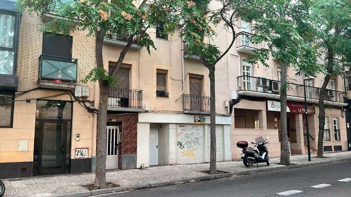Herido un hombre por el incendio de una batería en su vivienda de Zaragoza