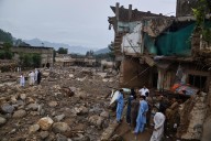 Pakistán defiende respuesta a inundaciones que dejaron al menos 270 muertos