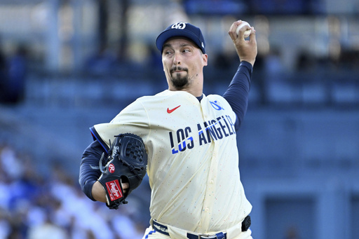 Snell domina a su exequipo en victoria 6-0 de Dodgers que recuperan liderato del Oeste