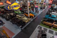 Chicago classic-car museum auctions off entire collection
