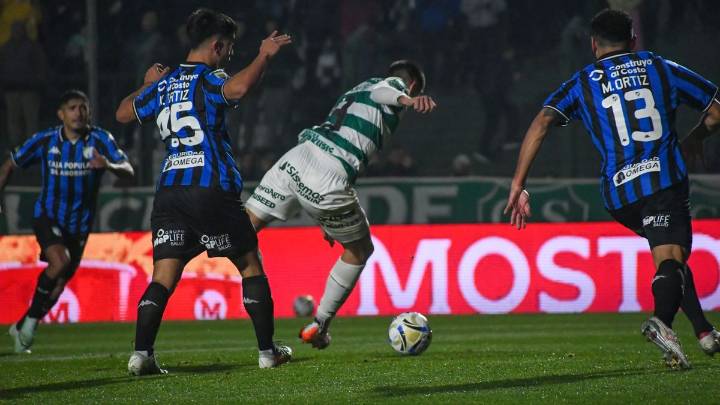 Con dos goles sobre la hora, Atlético Tucumán se lo empató a Sarmiento en un partidazo