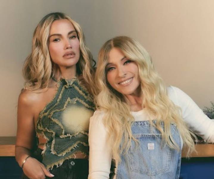 Fanny Lu y la leyenda Yuri, juntas en el nuevo video de «Otra Partida»
