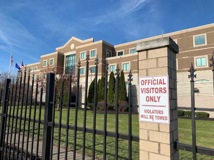 FBI seizes $325K of $1 million that Trumbull County man lost to cryptocurrency scam