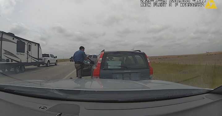 Child rescued from car after alleged DUI driver fled Colorado troopers, police say