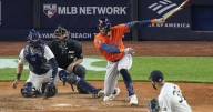 Correa's 10th-inning single lifts Astros past Yankees