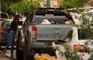 Hallan cuerpos de familia en auto en Jalisco; 2 son niños