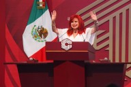Gobernadora morenista de Campeche, Layda Sansores, responde a críticas sobre viaje a Europa