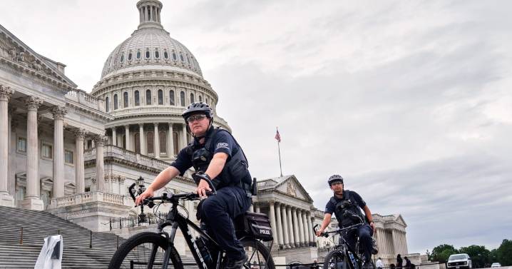 Federal law enforcement beefs up DC presence after Trump crime rate criticism