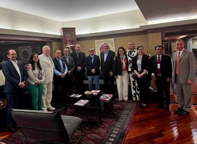 El Rector de la UAS participa en Encuent…