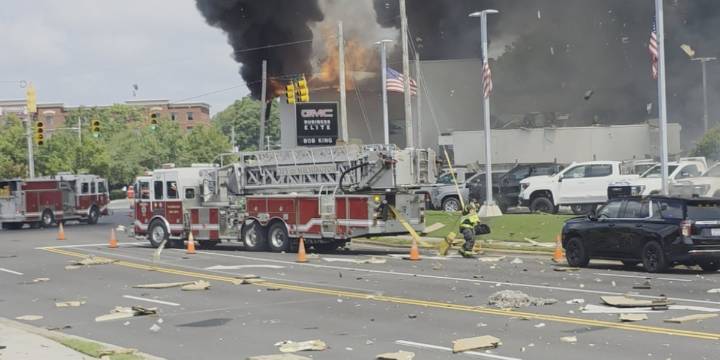 Officials: 4 firefighters hurt while battling North Carolina gas explosion