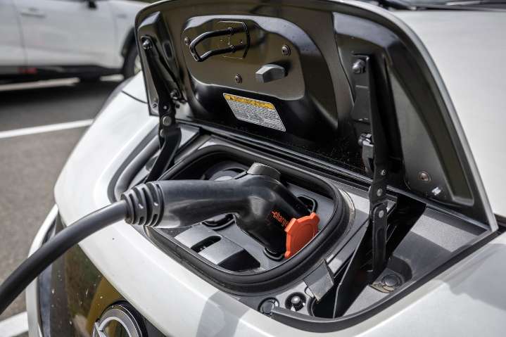 Springfield hunts sites for new EV charging stations to help state meet climate goals