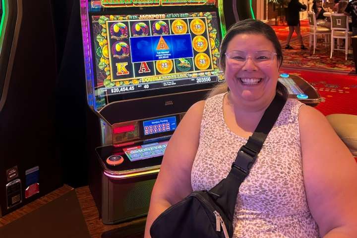 Mass. casino winner: $4 bet won slots player jackpot prize