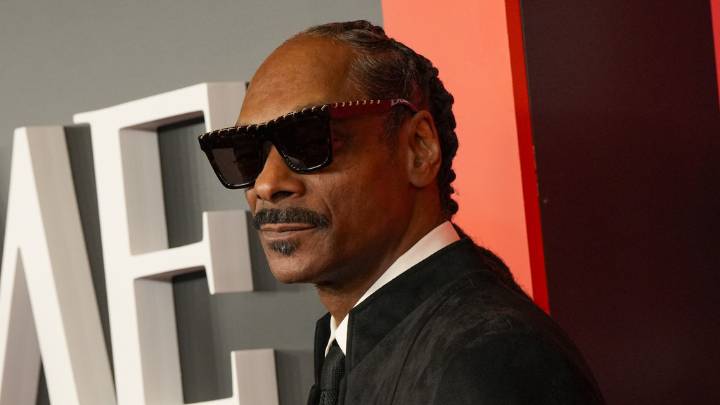 Snoop Dogg shares how he supports wife's strip club
