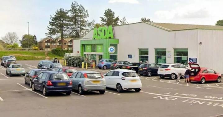 Holidaymaker tragically dies in Asda as hero shoppers race to help him