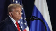 Trump advierte a Zelenski antes de recibirle: debe renunciar a recuperar Crimea y a entrar en la OTAN