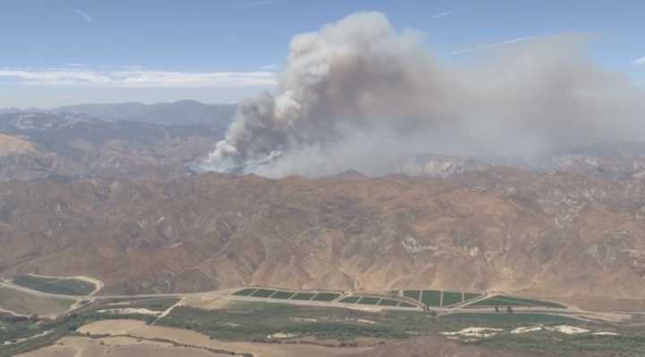 Canyon Fire scorches Ventura County, forces evacs