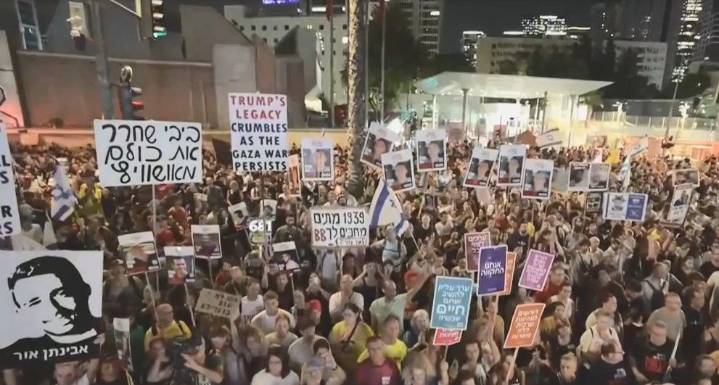 Más de 200.000 personas exigen a Netanyahu que anteponga la seguridad de los rehenes a la ocupación de Gaza