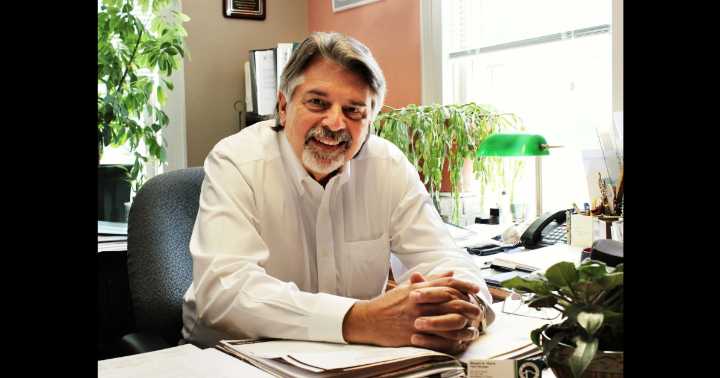 Town Manager Stuart Hurd has died after a long illness