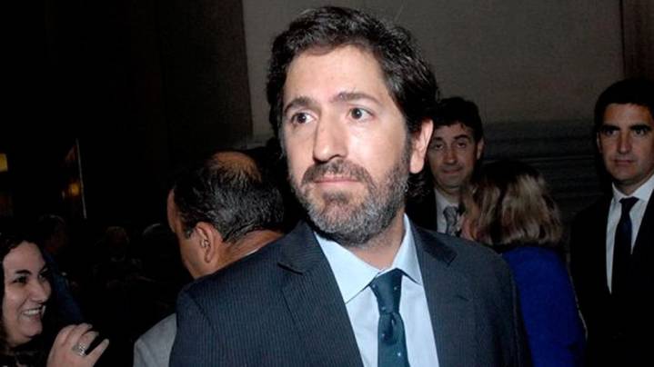 Los audios de Spagnuolo: la Justicia realizó 15 allanamientos y se habrían encontrando sobres con 200 mil dólares