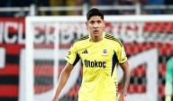 Fue titular, Edson Álvarez debutó con su nuevo equipo, el Fenerbahce