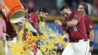 Diamondbacks remontan con jonrón de Gurriel Jr. y triunfo en extras ante Guardianes