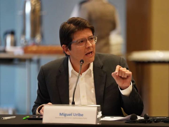 BBC no publicó que asesinato de Miguel Uribe sería un “ajuste de cuentas”