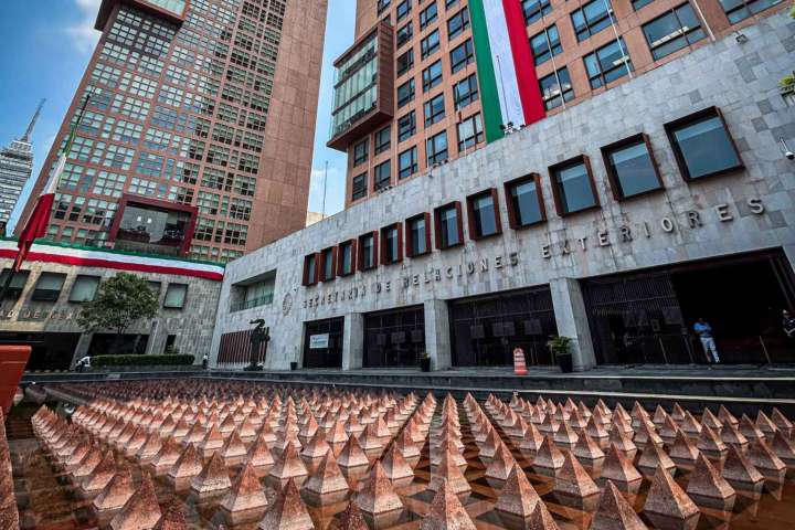Inaceptable, cualquier acción militar de EU en México: SRE