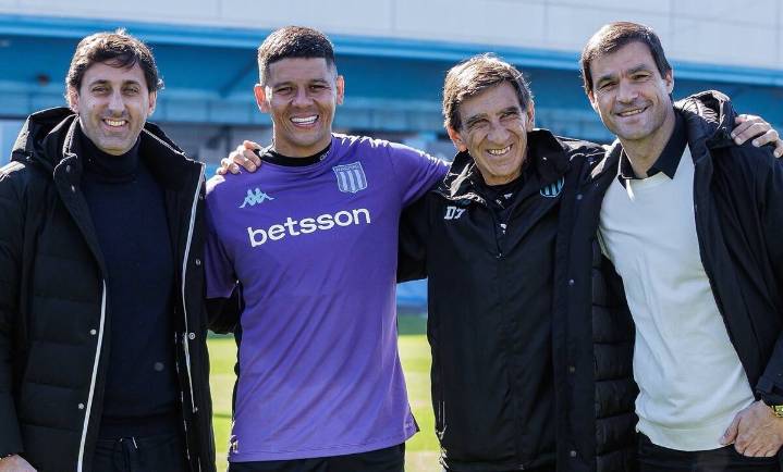 "Ganar la Libertadores". El primer día de Rojo en Racing: cómo fue recibido por el plantel y las similitudes con otros "ex" Boca