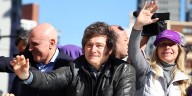 El Gobierno cierra la campaña en Moreno y desafía a Kicillof: “Ellos deciden si les es redituable que se pudra o que haya paz”