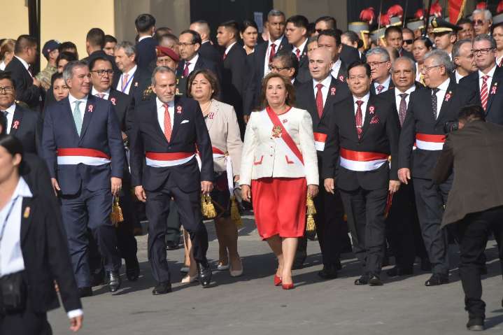 Gira asiática de Dina Boluarte y cinco ministros costará casi medio millón de soles