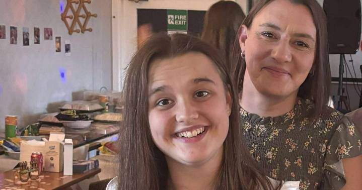 'Girlguiding Helped My Blind Daughter's Independence – Now She's Doing Duke Of Edinburgh'