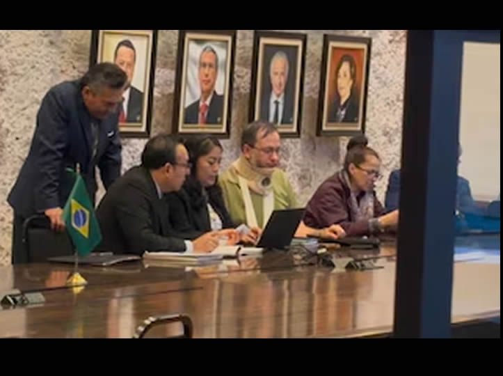 MP acude al Senado para tomar denuncia de Noroña contra Alito Moreno y desata ola de críticas: “Justicia a domicilio”