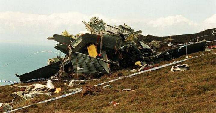 Thousands sign petition seeking truth about Mull of Kintyre Chinook helicopter disaster