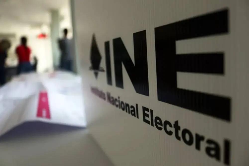 INE advierte recortes de hasta 16% en gasto operativo