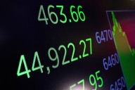 Big Tech keeps Wall Street steady, even as most US stocks fall