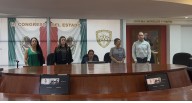 Escuelas no deben limitar inscripciones por temporalidad o vigencia de documentación: Congreso