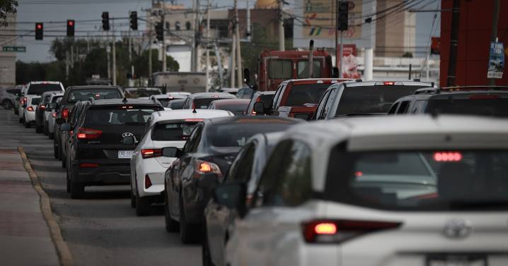 Para salvar a Juárez del caos del parque vehicular se necesitan más rutas alimentadoras