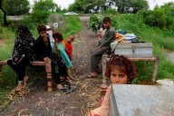 India releases water from dams, warns rival Pakistan of cross