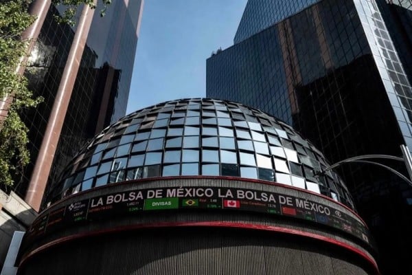 Renueva BMV máximos históricos; supera los 59 mil enteros
