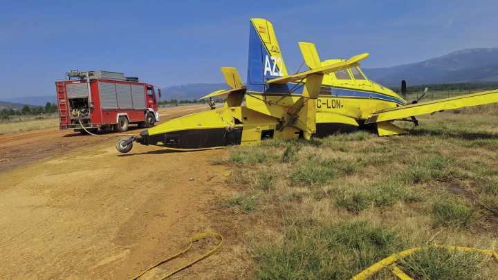 Aterrizaje de emergencia de una aeronave de extinción en Zamora, sin daños personales