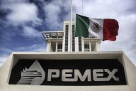 Acusan en Estados Unidos a dos mexicanos por sobornos a Pemex
